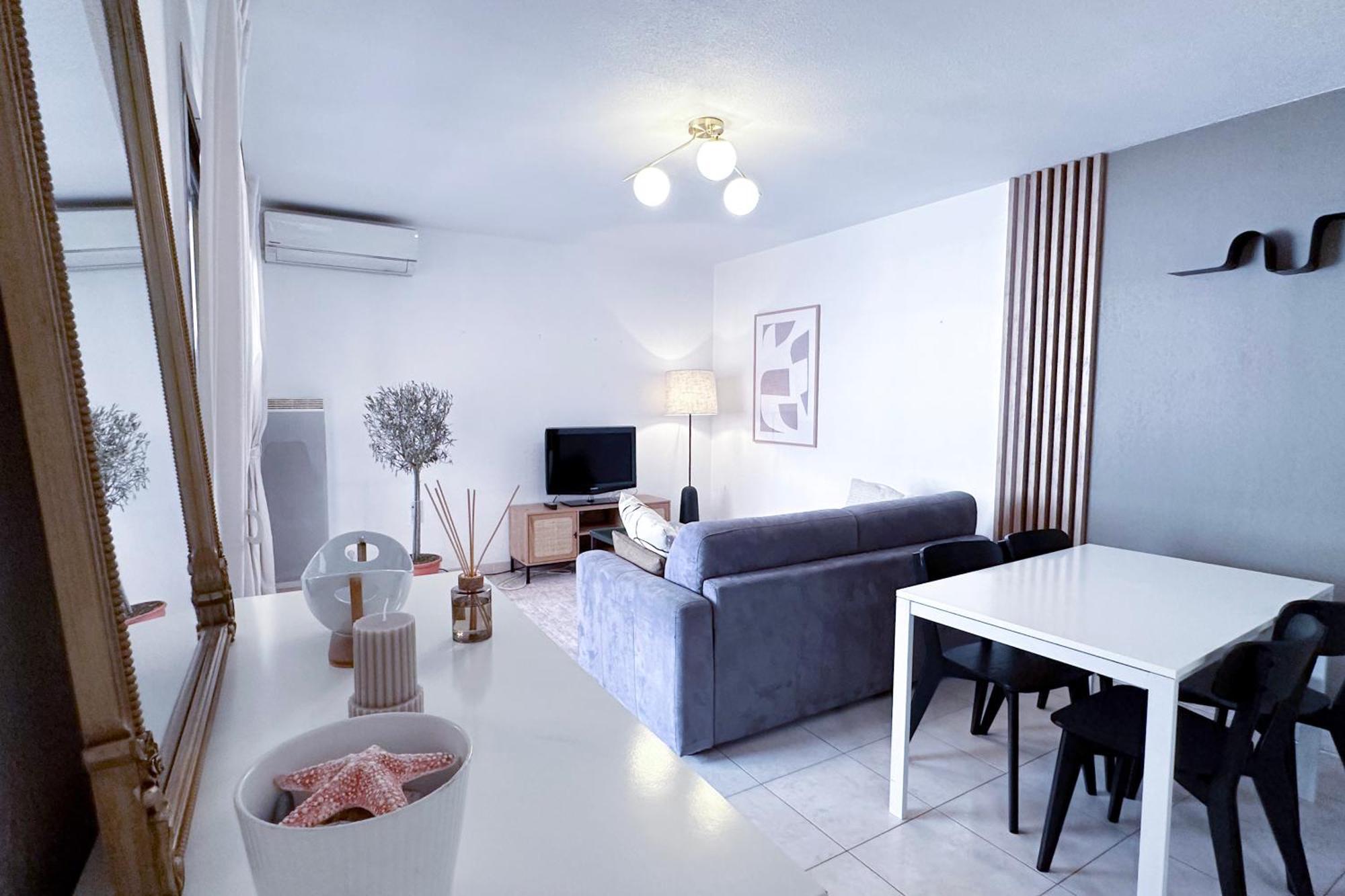 St Roch 2 - 300 M De La Gare, Clim, Terrasse, Garage Appartement Antibes