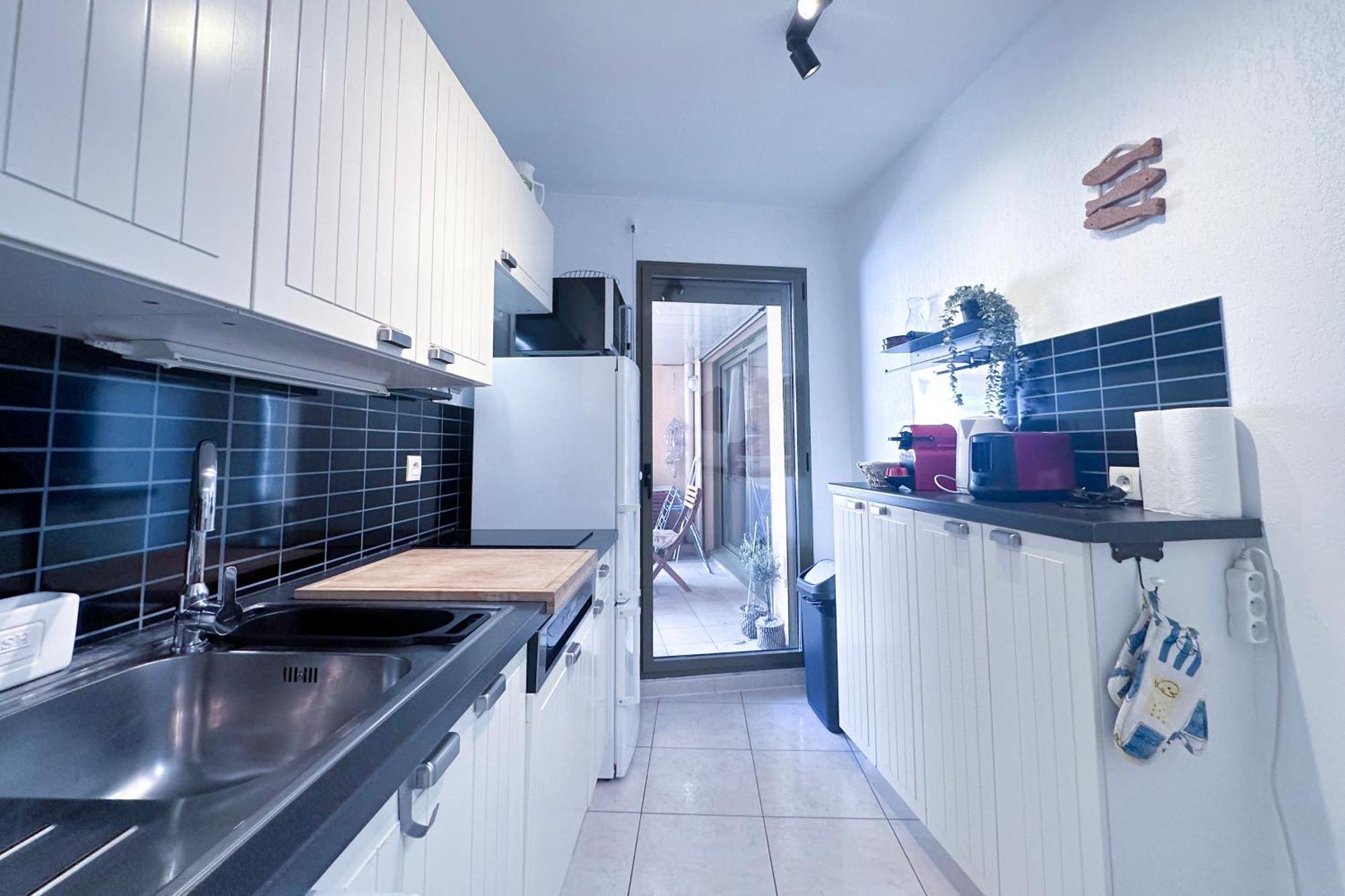 Appartement St Roch 2 - 300 M De La Gare, Clim, Terrasse, Garage